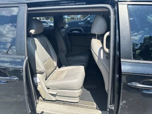 Used 2016 Kia Sedona L FWD image 9