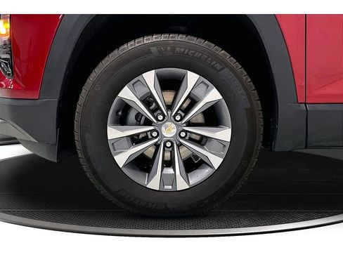 Used 2025 Chevrolet Equinox LT w/ Convenience Package II AWD/4WD image 10