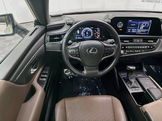 Used 2022 Lexus ES 300h w/ Premium Package FWD image 24