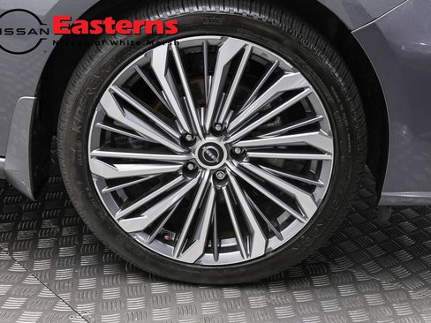 Used 2024 Nissan Altima 2.5 SL AWD/4WD image 30