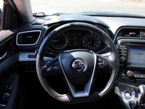 Used 2016 Nissan Maxima 3.5 SL FWD image 12
