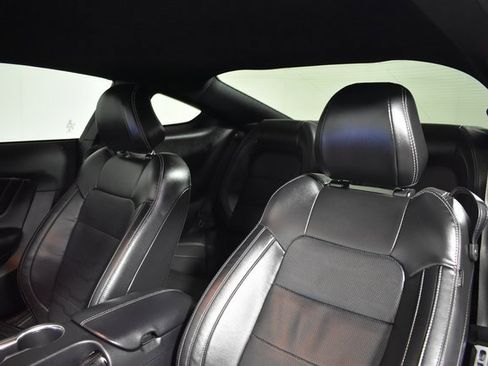 Used 2022 Ford Mustang GT Premium w/ Equipment Group 401A image 11