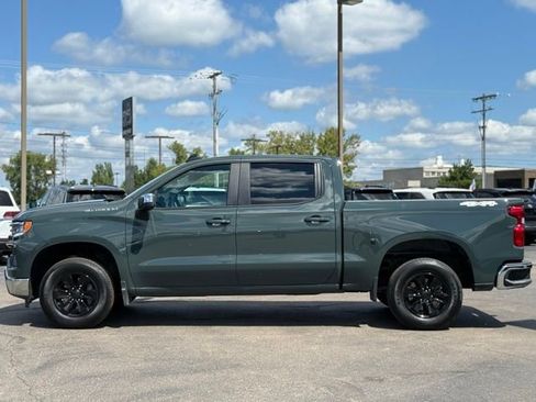 Used 2025 Chevrolet Silverado 1500 LT image 44