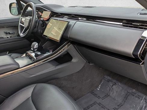 Certified 2025 Land Rover Range Rover Sport SE image 23