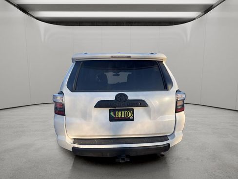 Used 2016 Toyota 4Runner Trail Premium image 6