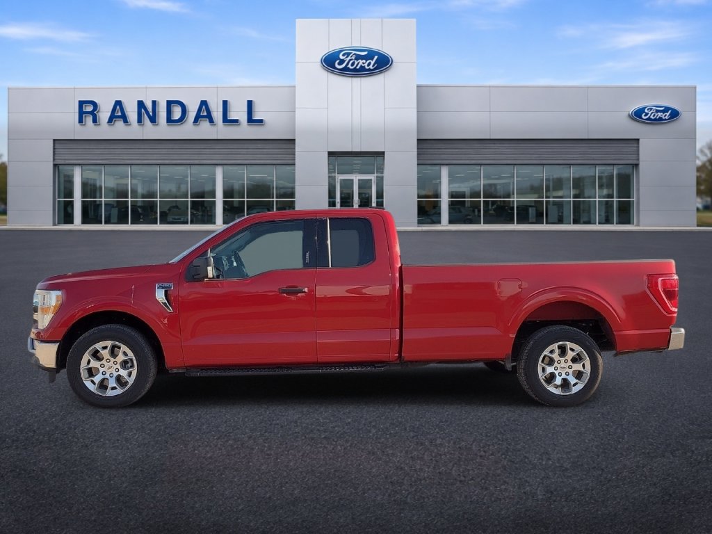 Used 2021 Ford F150 XLT w/ Equipment Group 301A Mid RWD image 3
