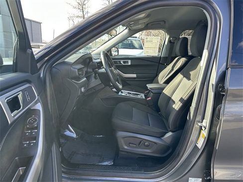 Certified 2022 Ford Explorer XLT image 19