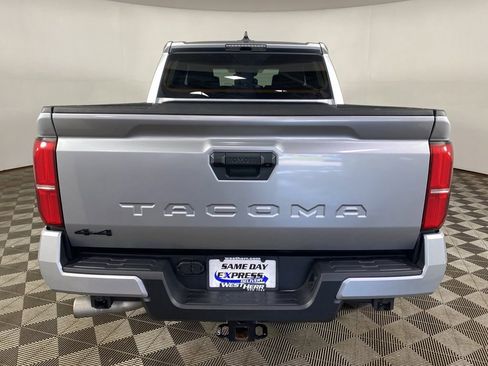 Used 2024 Toyota Tacoma TRD Off-Road AWD/4WD image 7
