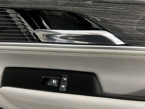 Used 2022 Jeep Wagoneer Series II image 64