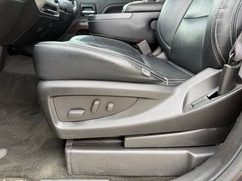 Used 2014 GMC Sierra 1500 SLE w/ SLE Value Package AWD/4WD image 9