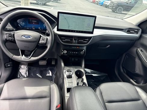 Used 2025 Ford Escape Platinum AWD/4WD image 14