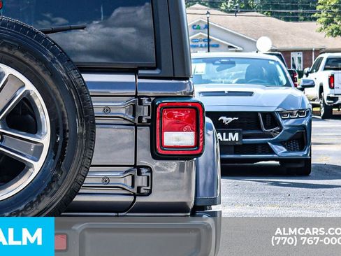 Used 2021 Jeep Wrangler Unlimited Sahara image 15