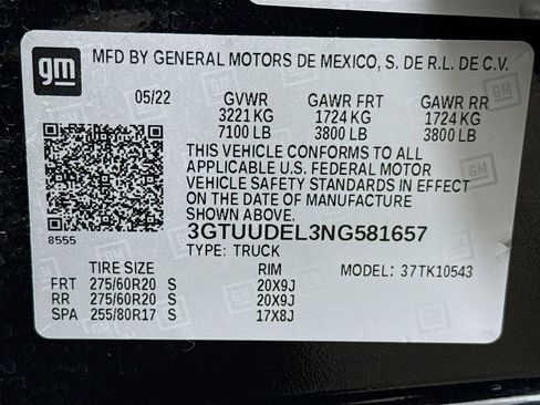 Used 2022 GMC Sierra 1500 SLT w/ SLT Premium Plus Package image 33