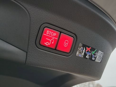 New 2026 Mercedes-Benz GLE 450 4MATIC Coupe image 10