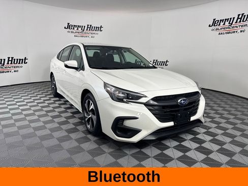 Used 2023 Subaru Legacy Premium image 5