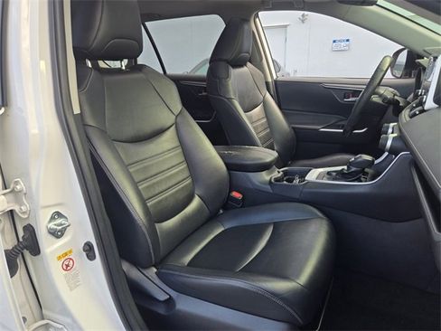 Used 2019 Toyota RAV4 XLE Premium w/ Cold Weather Package image 19