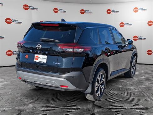 Certified 2023 Nissan Rogue SV image 5
