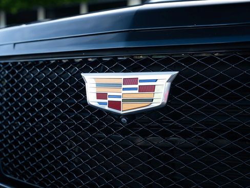 Used 2021 Cadillac Escalade ESV Sport AWD/4WD image 15