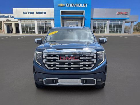 Used 2022 GMC Sierra 1500 Denali AWD/4WD image 2