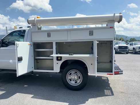 Used 2016 Ford F350 XL AWD/4WD image 25