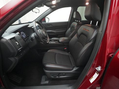 Certified 2024 Nissan Pathfinder Rock Creek image 7