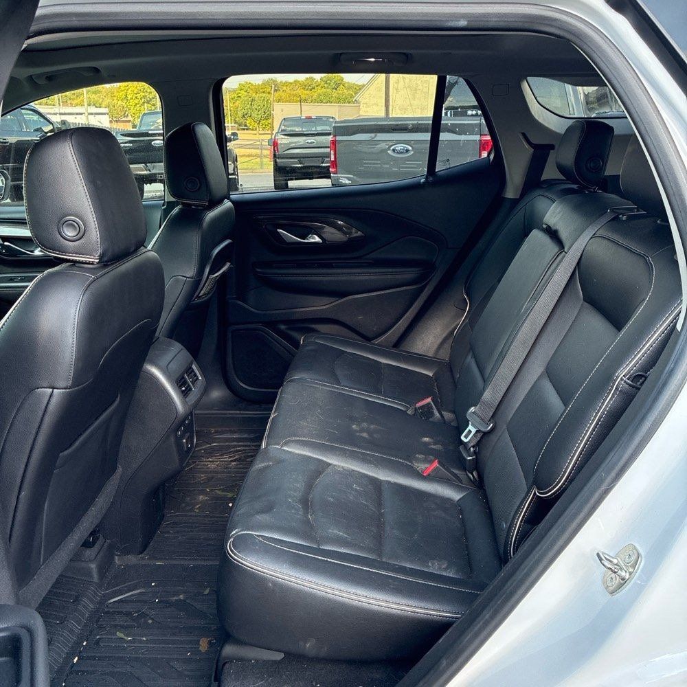 Used 2019 GMC Terrain Denali w/ Advanced Safety Package AWD/4WD image 15