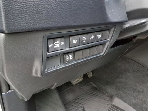 Used 2022 Toyota Tundra SR w/ SR Tow Package AWD/4WD image 22
