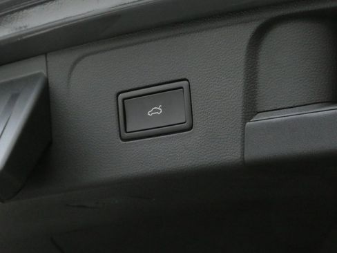 New 2026 Volkswagen Atlas SEL image 26