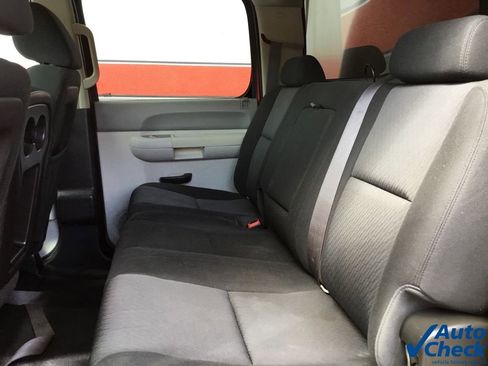 Used 2013 Chevrolet Silverado 3500 W/T w/ Snow Plow Prep Package image 33