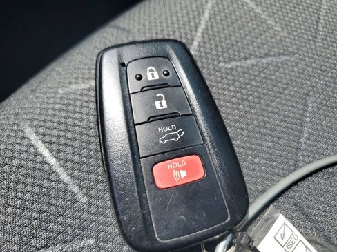 Used 2023 Toyota RAV4 XLE w/ Convenience Package FWD image 23