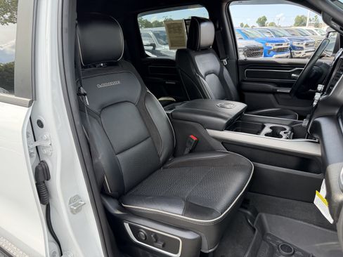 Used 2023 RAM 1500 Laramie AWD/4WD image 34