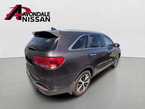 Used 2017 Kia Sorento EX FWD image 3