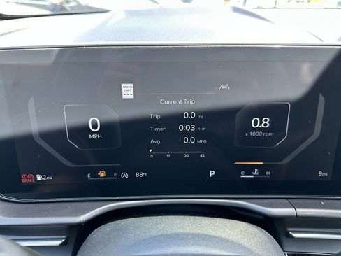 New 2026 Kia Sportage SX FWD image 33