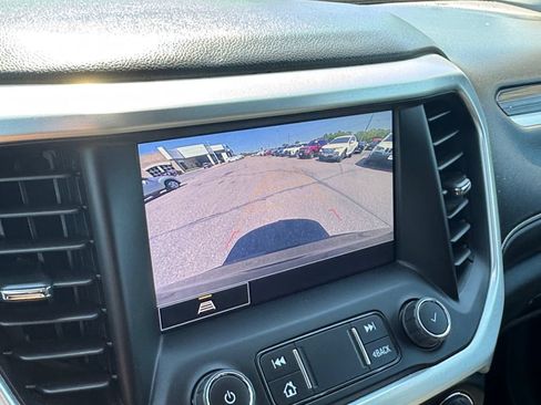 Used 2023 GMC Acadia SLT AWD/4WD image 36