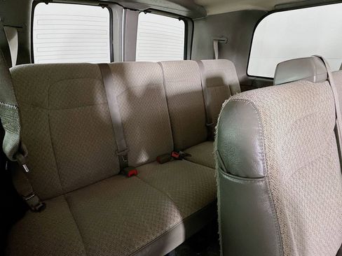 Used 2017 Chevrolet Express 3500 LT w/ LT Preferred Equipment Group image 30