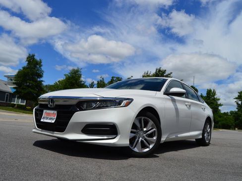 Used 2018 Honda Accord LX image 24