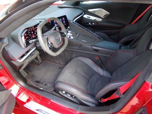 Used 2022 Chevrolet Corvette Stingray Premium Conv w/ Battery Protection Package RWD image 23