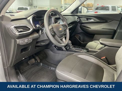 Certified 2023 Chevrolet TrailBlazer LT w/ Convenience Package FWD image 13
