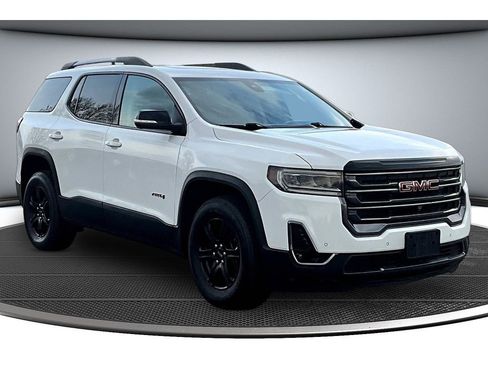 Used 2023 GMC Acadia AT4 w/ Technology Package AWD/4WD image 2