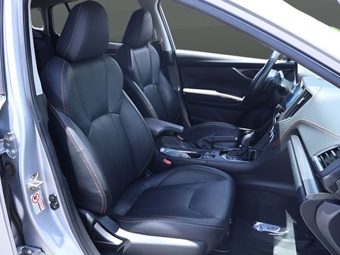Used 2019 Subaru Crosstrek 2.0i Limited w/ Moonroof Package w/Navigation AWD/4WD image 19