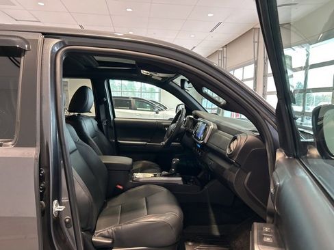Used 2023 Toyota Tacoma Limited image 18