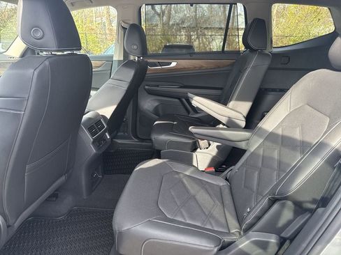 New 2026 Volkswagen Atlas SE AWD/4WD image 28