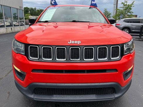 Used 2020 Jeep Compass Sport w/ Cold Weather Group AWD/4WD image 9