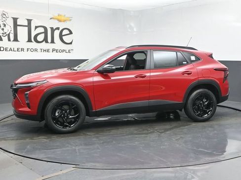 New 2026 Chevrolet Trax LT w/ Driver Confidence Package FWD image 10
