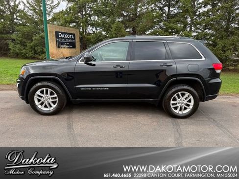 Used 2017 Jeep Grand Cherokee Laredo w/ Quick Order Package 23E image 1