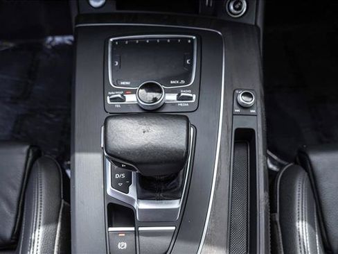 Used 2018 Audi Q5 Prestige w/ Prestige Package AWD/4WD image 20