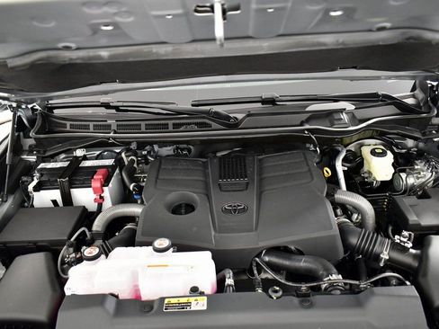 New 2026 Toyota Tundra Platinum image 43