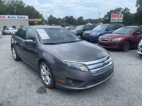 Used 2012 Ford Fusion SE FWD image 2