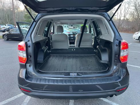 Used 2015 Subaru Forester 2.5i Premium w/ All-Weather Package image 46