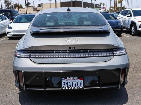 Used 2024 Hyundai Ioniq 6 SE RWD image 5
